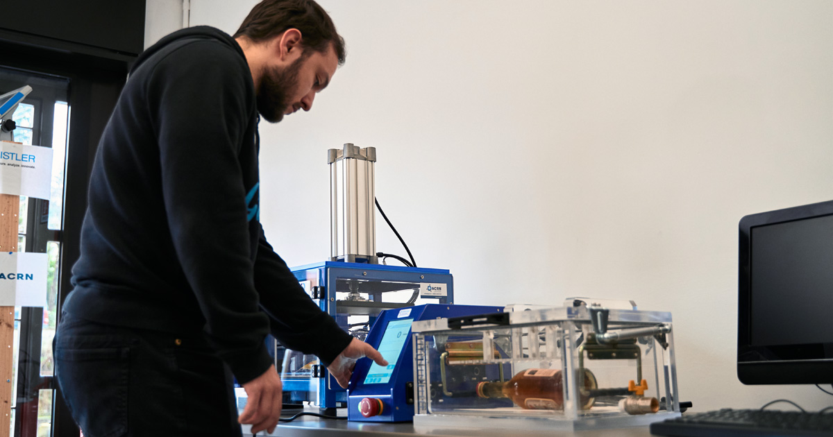 Laboratorio dell'azienda Comastri Division — strumenti di misura e controllo qualità